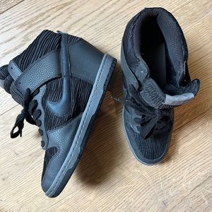 NIKE wedge 9.5 black high top